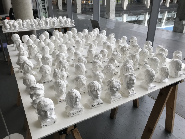 「出張！市原湖畔美術館」三宅感ワークショップ「顔彫刻をつくろう！～市原の100人の顔～」